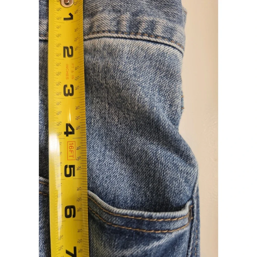 Ariat title rebar